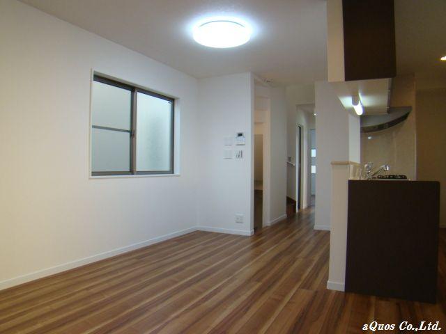 Living. Indoor (12 May 2013) Shooting