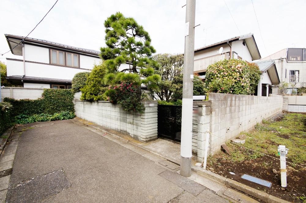 Local photos, including front road