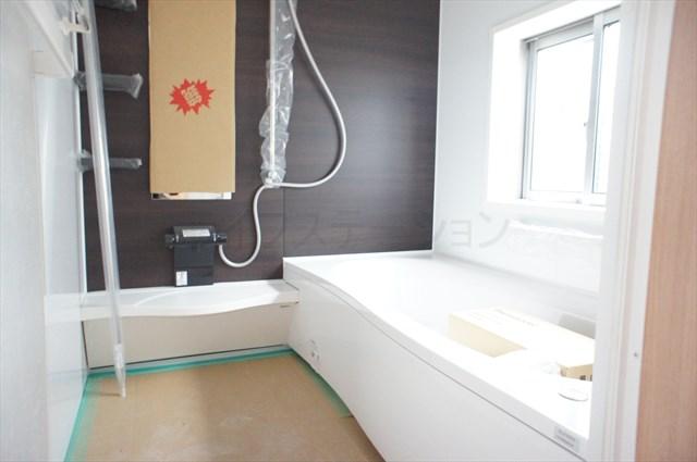 Bathroom. Indoor (December 16, 2013) Shooting