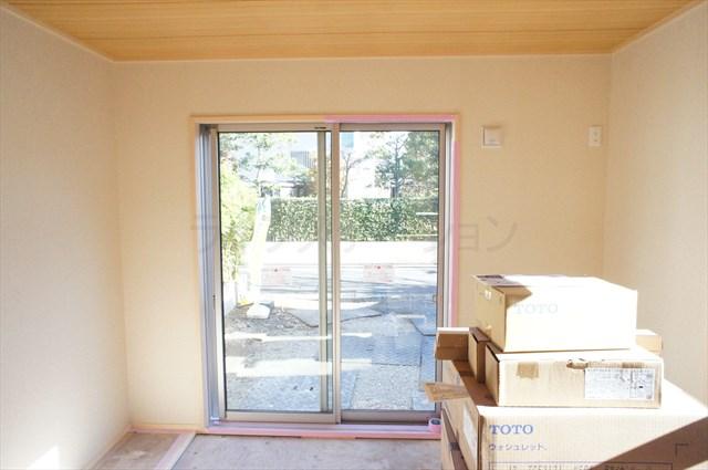 Non-living room. Indoor (December 16, 2013) Shooting