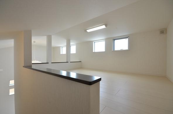 Other introspection. 18 Building E space. Plus is the space of alpha with a fixed staircase from the living room. (H25.7_Tsukisatsuei)