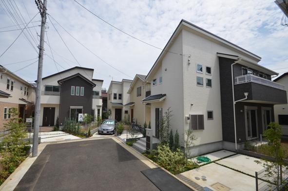 Local photos, including front road. Local district average (H25.7_Tsukisatsuei)