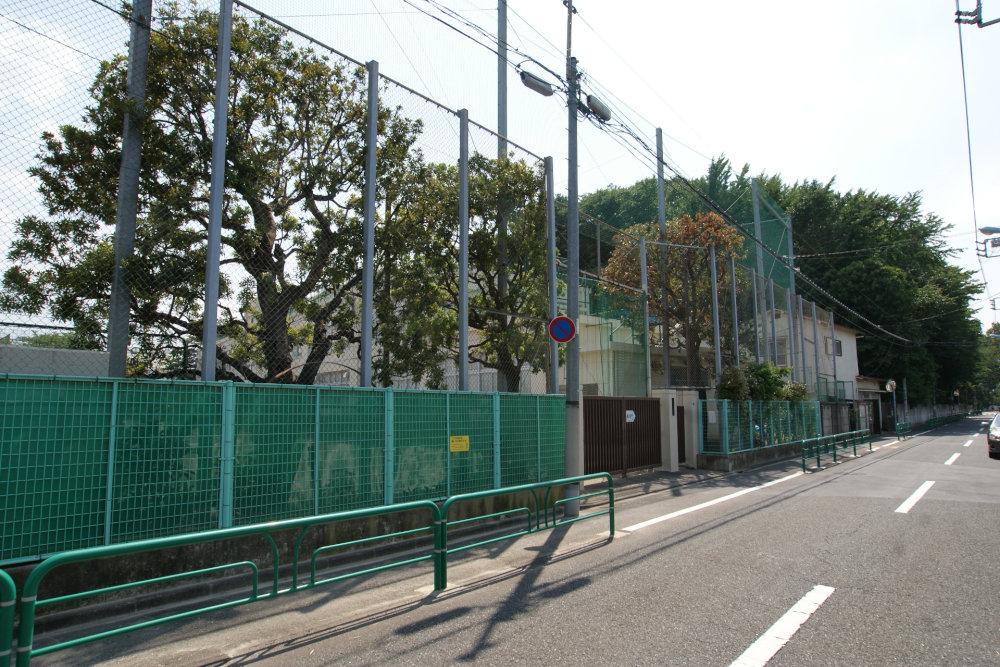 Junior high school. 1184m to Suginami Ward Shinmei Junior High School