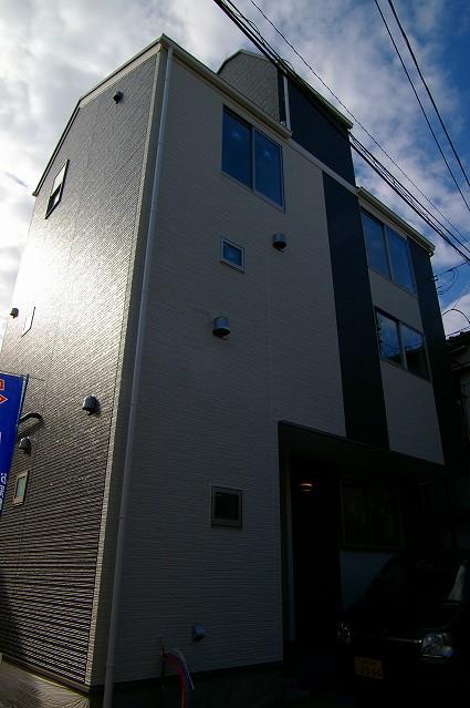 Local appearance photo. Appearance is bright siding clad specifications chic.