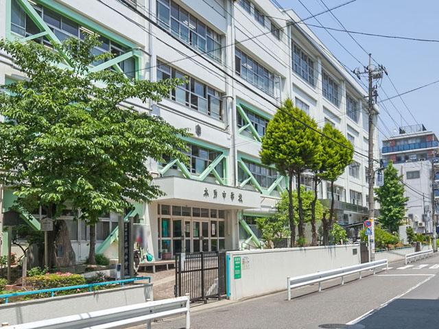 Junior high school. 350m to Sumida Ward Honjo Junior High School