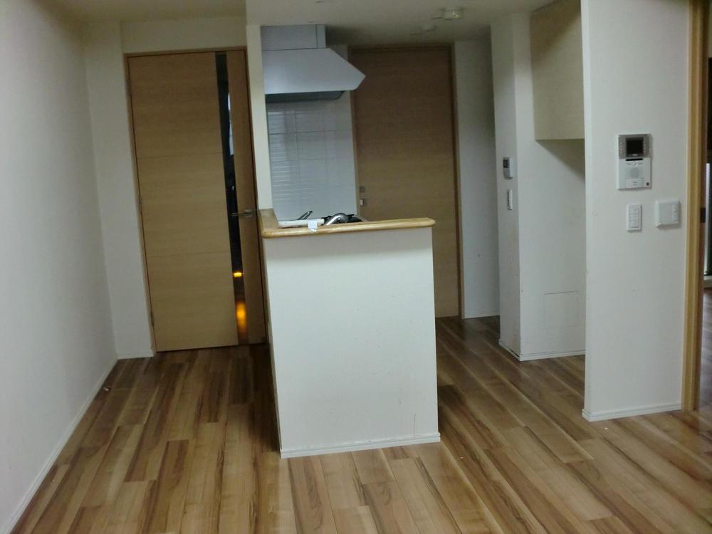 Kitchen. Indoor (10 May 2013) Shooting