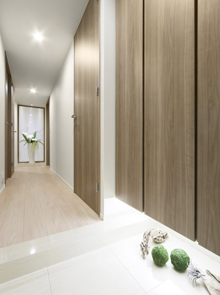 Footwear put the two series is up to the ceiling in height, Capacity plenty. Shimae family of shoes is sufficiently, You can organize the entrance