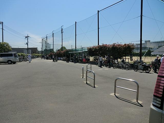 park. 626m until Higashisumida park