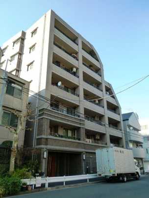 Local appearance photo. Mansion appearance