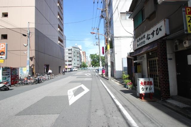 Local photos, including front road. Local (06 May 2013) Shooting