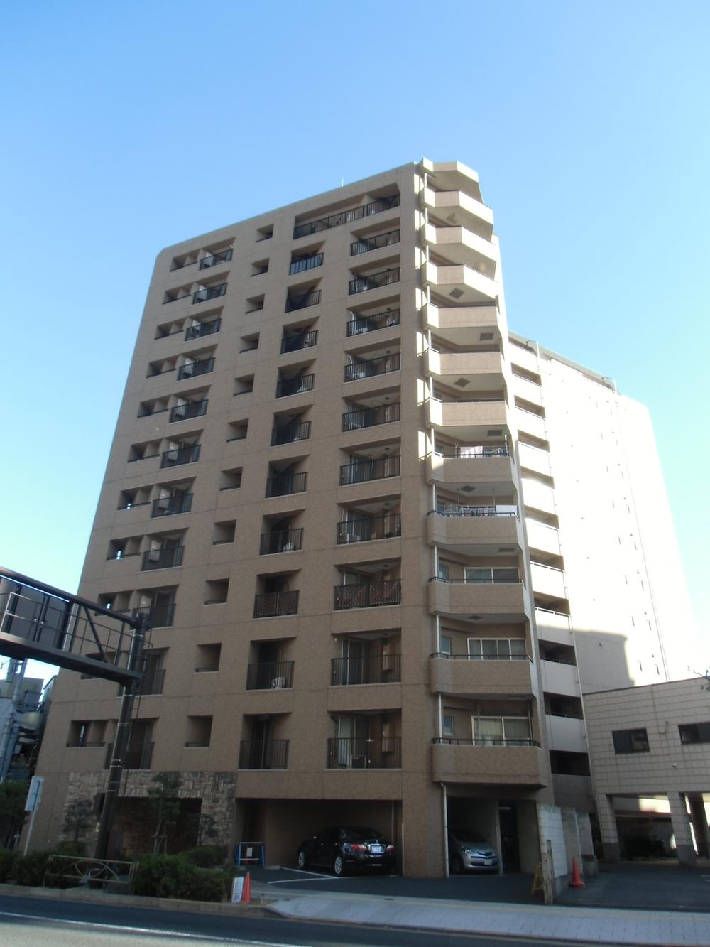 Local appearance photo. Local (12 May 2013) Shooting