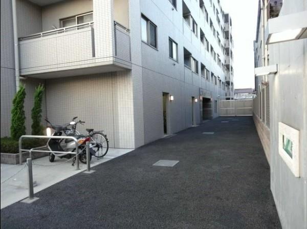 Local appearance photo