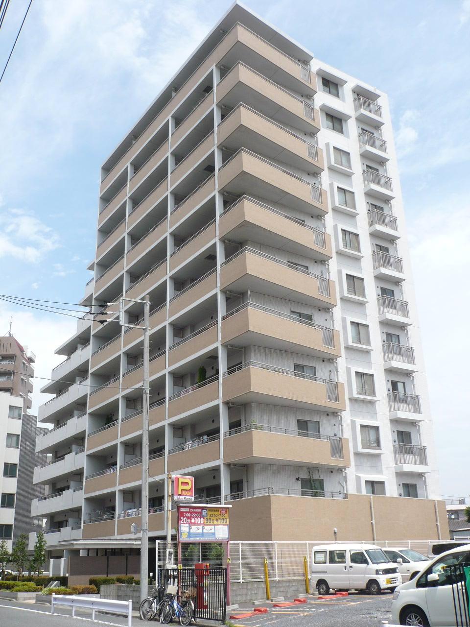 Local appearance photo. Local (12 May 2013) Shooting