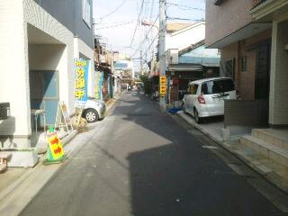 Local photos, including front road. Local (11 May 2013) Shooting