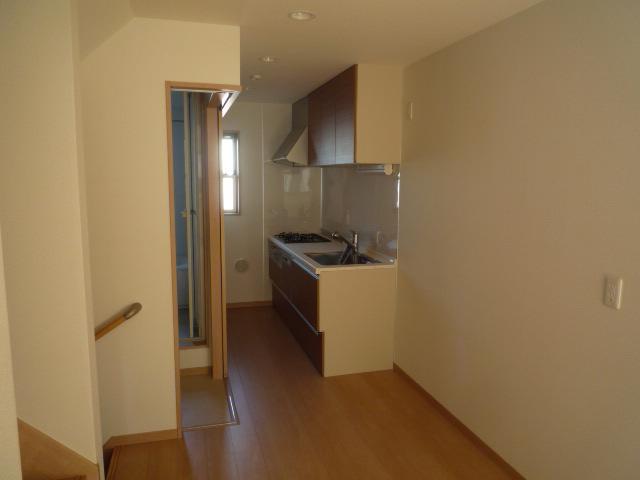 Kitchen. Indoor (11 May 2013) Shooting