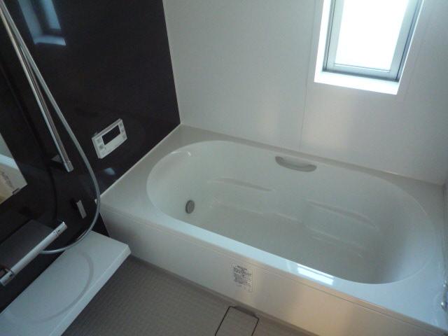 Bathroom. Indoor (11 May 2013) Shooting