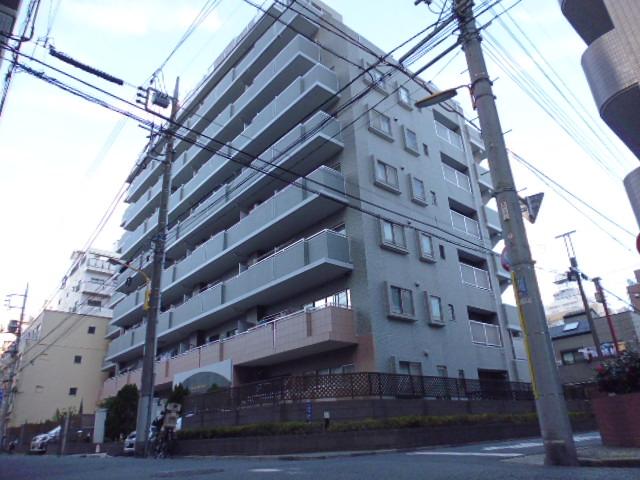 Local appearance photo. Local (12 May 2013) Shooting