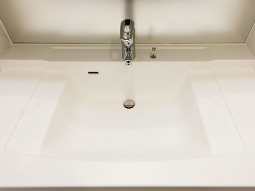 Bathing-wash room.  [Artificial marble bowl-integrated] Beautiful top plate became a bowl together. And at the same time to produce a space, It is easy to clean.