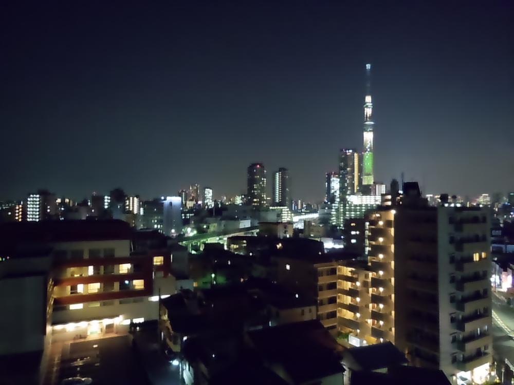 Balcony. Night view from the balcony (December 2013) Shooting