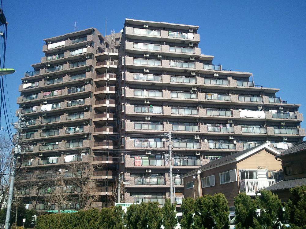 Local appearance photo. Total units 94 units of community (December 2013) Shooting