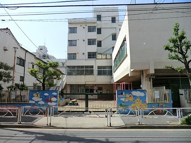 kindergarten ・ Nursery. Kamezawa 100m to nursery school