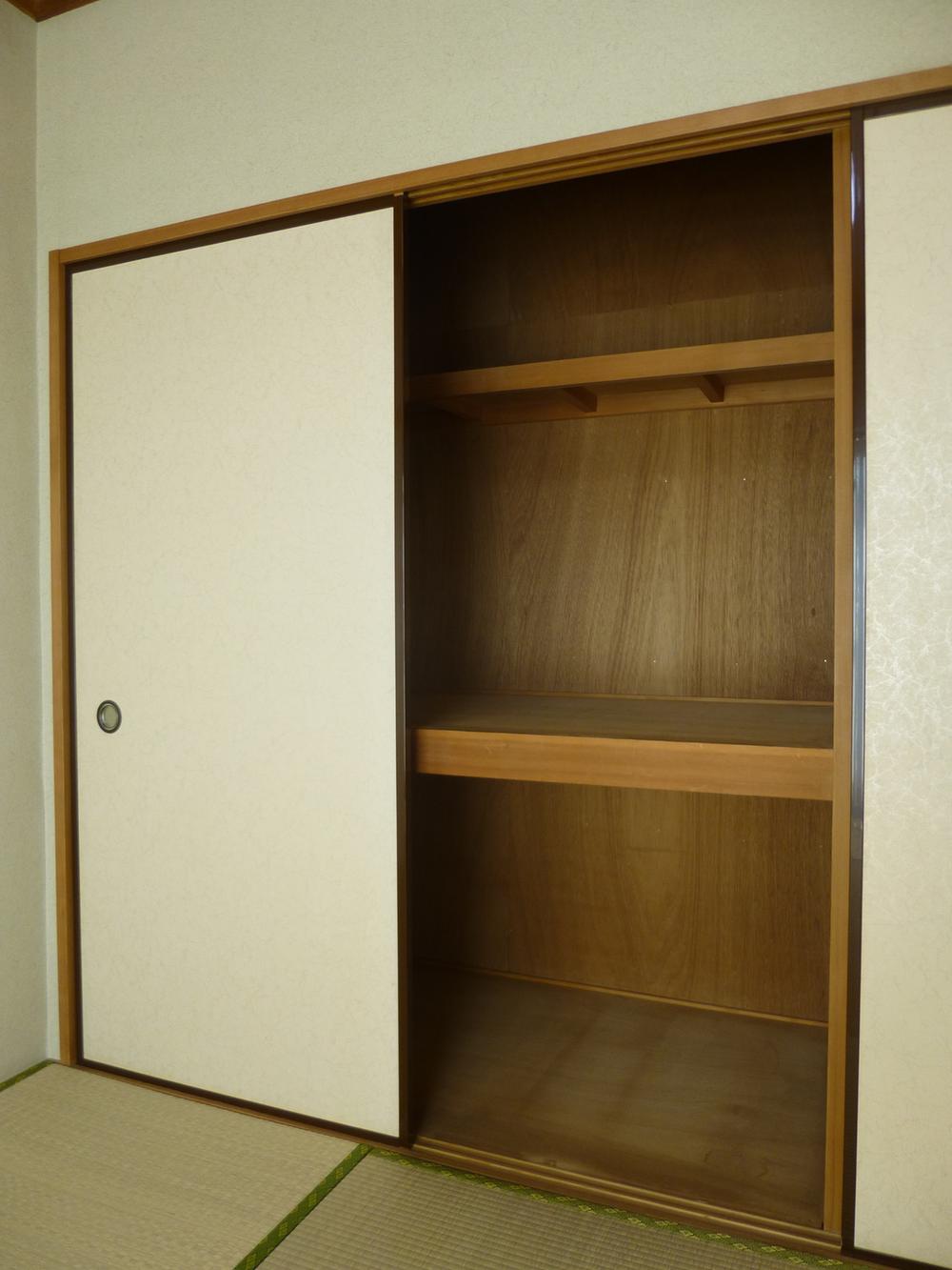 Receipt. Indoor (10 May 2013) Shooting, North Japanese-style room about 6.0 tatami storage