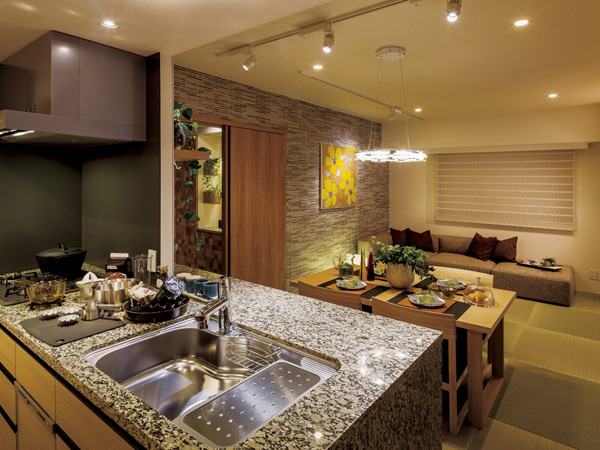 Kitchen.  [kitchen] Want Good precisely because where you spend every day, Full of sense of openness kitchen. Lively conversations if a well-ventilated space, Important communication of the location of the family. Dishes also fun in an open mood. (Model Room A type) ※ Sale already