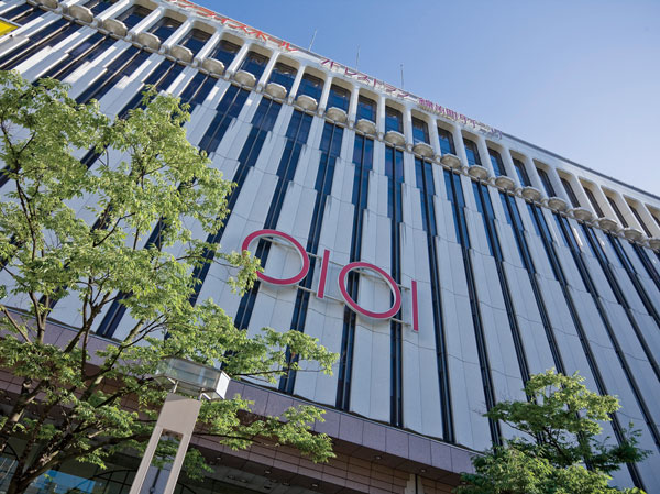 Surrounding environment. Marui (about 1450m / 19 minutes walk)