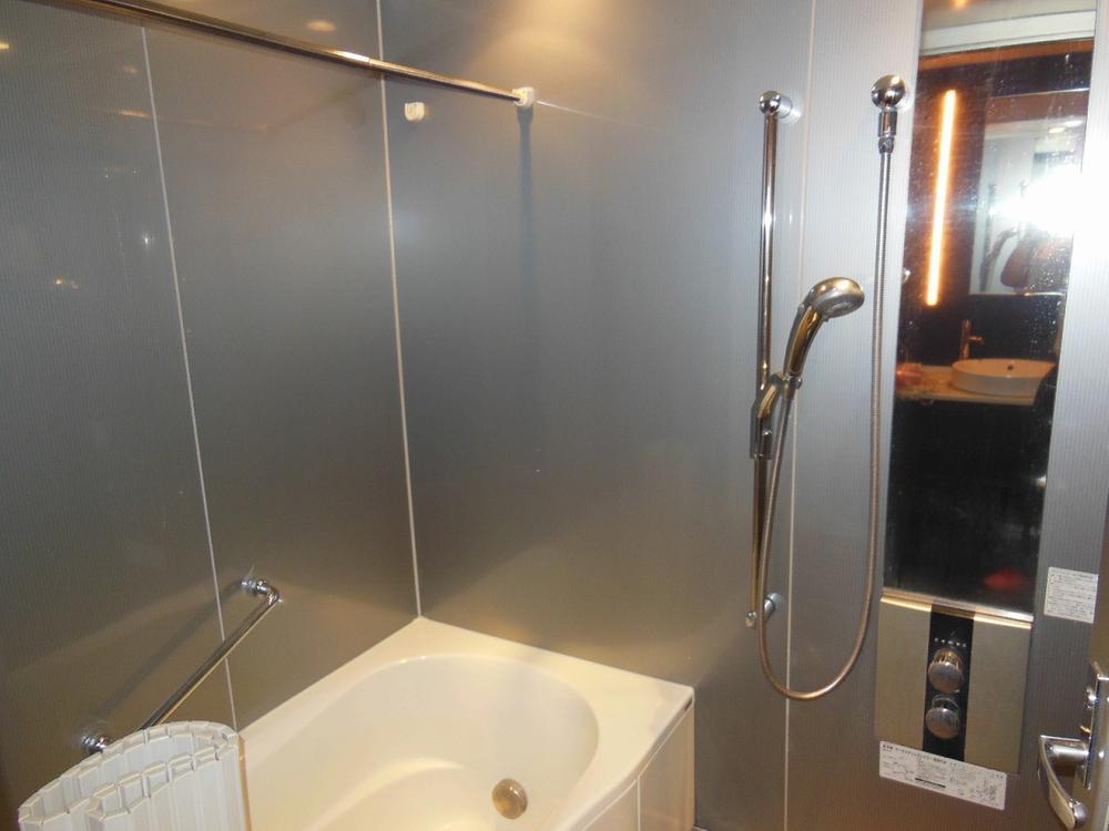 Bathroom. Room (August 2013) Shooting