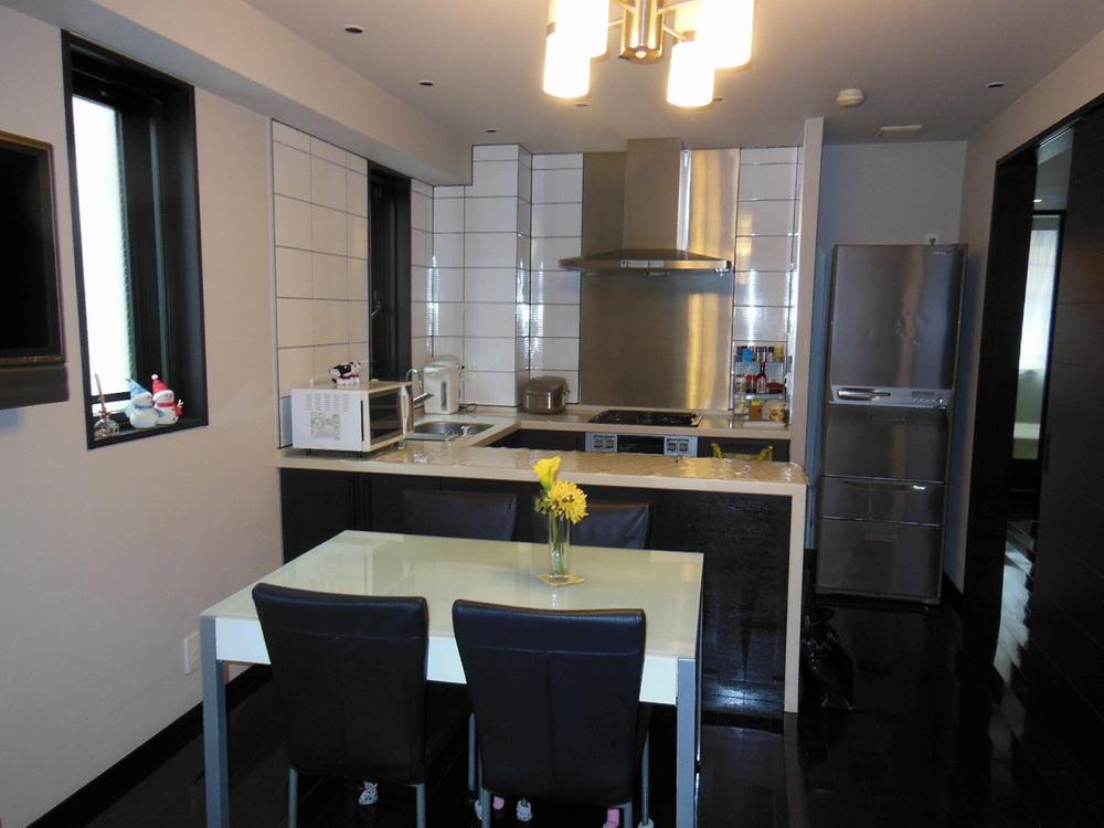 Living. Room (August 2013) Shooting