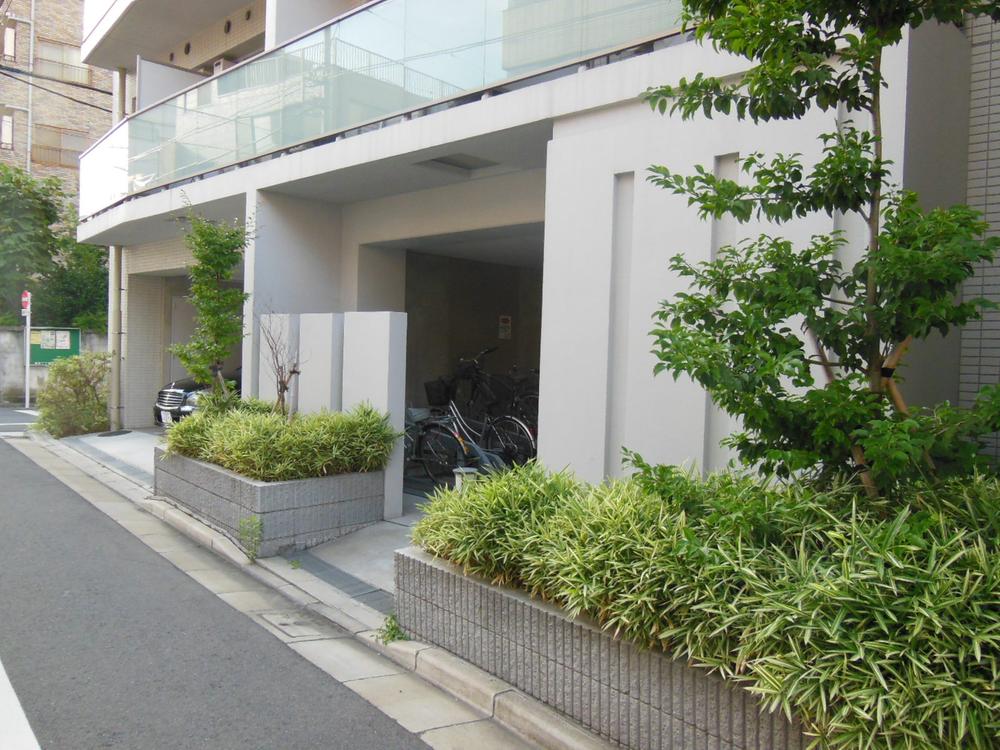 Other local. Local (July 2013) Shooting ・ Mansion outside the structure