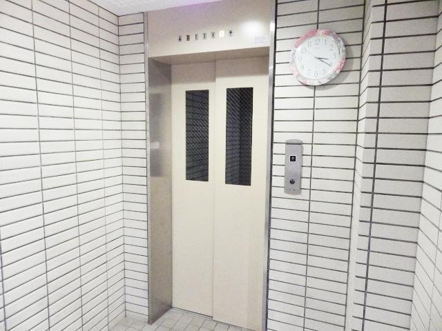 Other common areas. Elevator