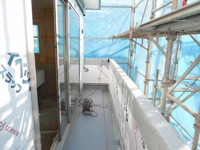 Balcony. 3 Building second floor balcony