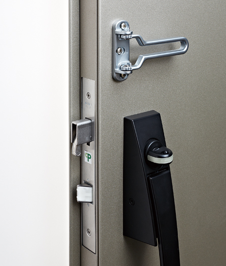 Security.  [Crime prevention sickle dead lock] Using the destruction tool that was including the bar, such as pry open the door, Crime prevention sickle dead lock that is effective in violent incorrect lock system, It was adopted in private residence entrance door. (Same specifications)