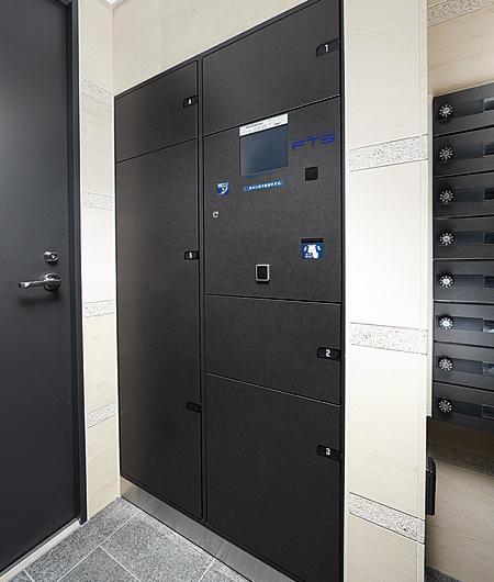 Other.  [Delivery Box] Set up a home delivery box you plan to store a courier service etc. that came in during the absence in the common areas. You can receive at any time 24 hours. (Same specifications)