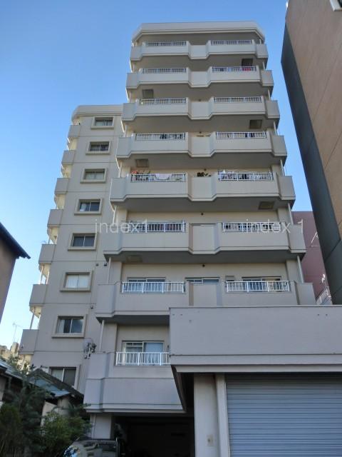 Local appearance photo. It is the "two countries" Station 3-minute walk of a good location