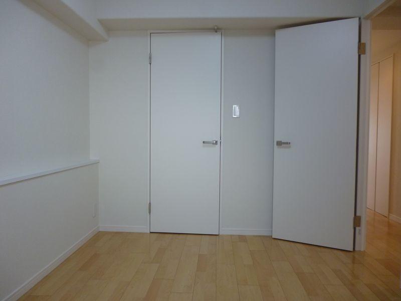 Non-living room. Western-style 6.2 Pledge With WIC