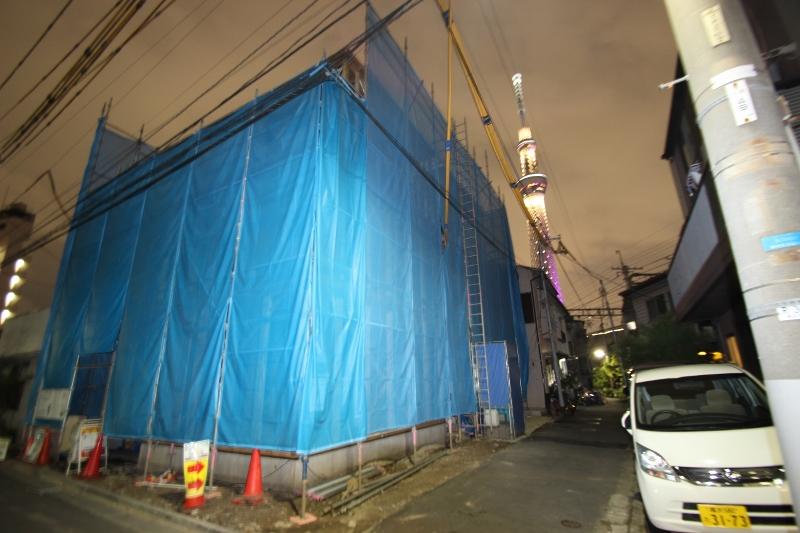 Local photos, including front road. Local (10 May 2013) Shooting