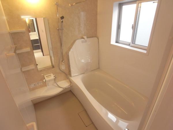 Bathroom. Bathroom 2013 / 07 shooting