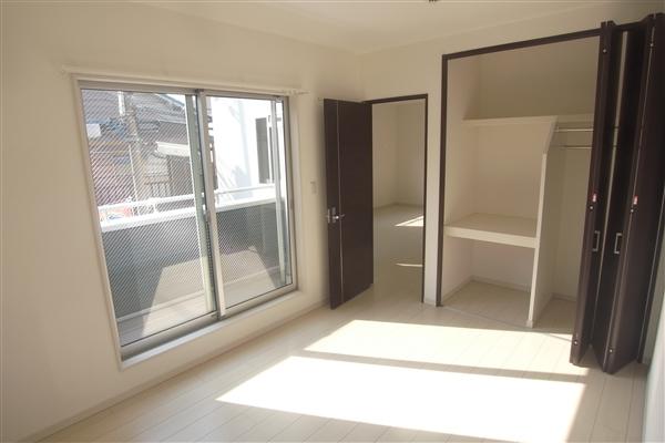 Non-living room. Bedroom 2013 / 05 shooting