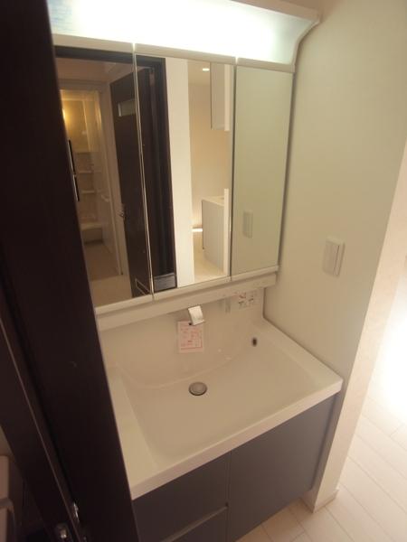 Other introspection. Interior 2013 / 07 shooting