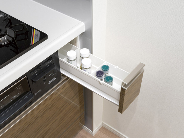 Kitchen.  [Spice rack] The puzzles tend to seasoning of the bottle in place so that it can be efficiently stored, It has established a sliding spice rack.