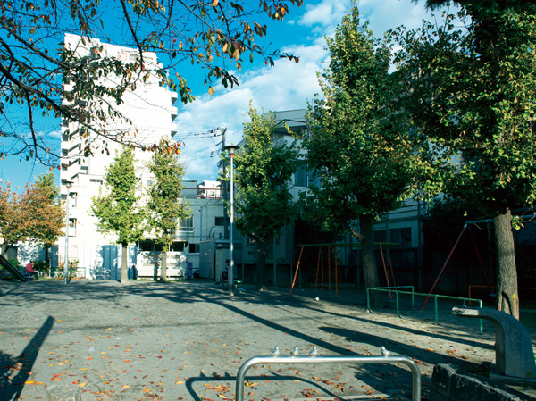 Surrounding environment. Asunaro children amusement (House-A: 1 minute walk ・ About 5m, House-B: 1 minute walk ・ About 50m)