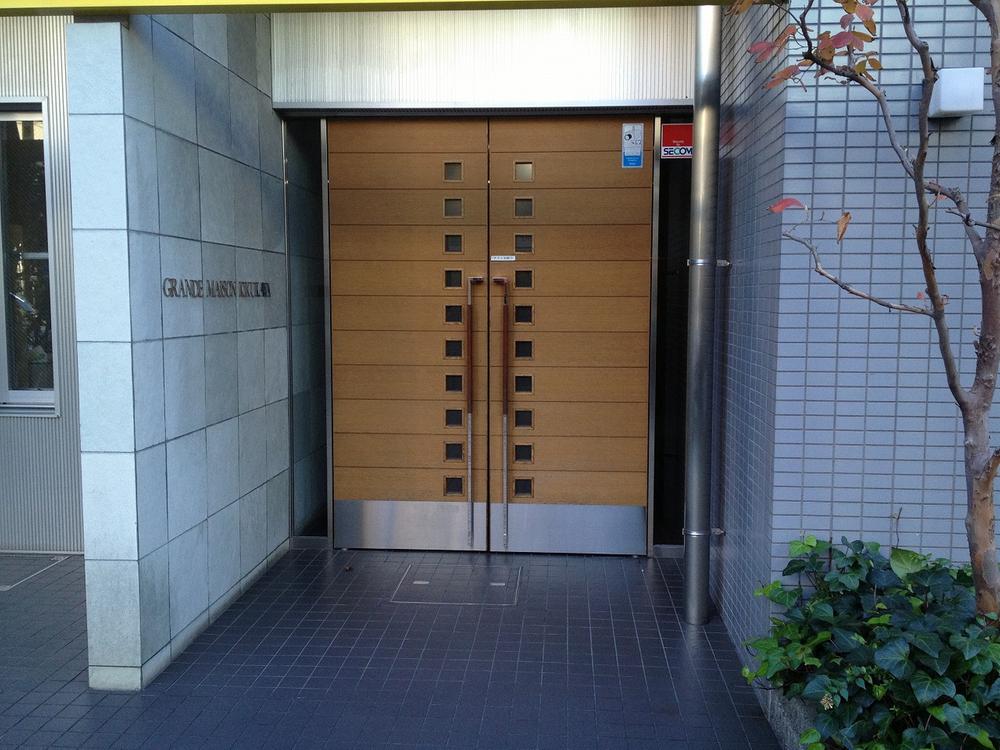 Non-living room. Indoor (10 May 2013) Shooting