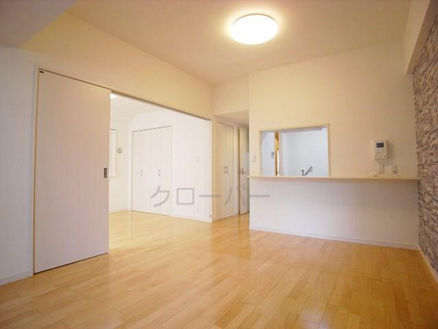 Local appearance photo. Living