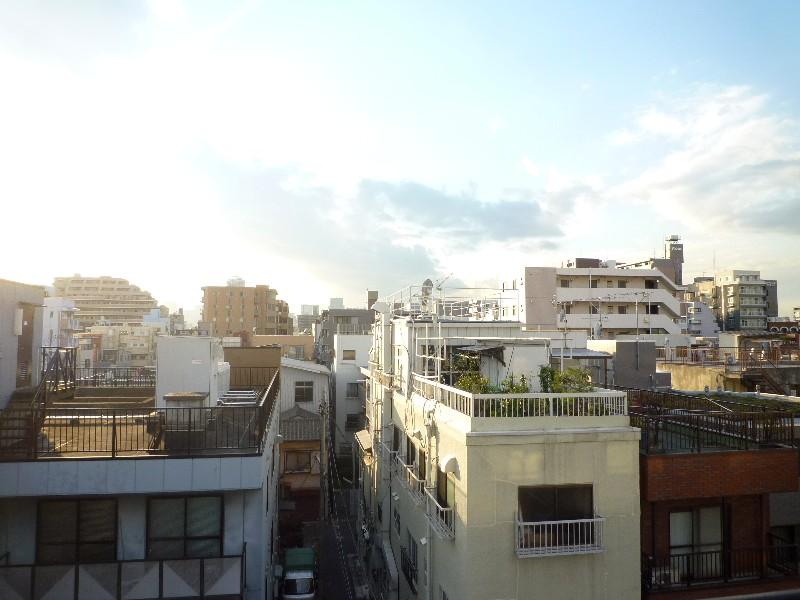 View photos from the dwelling unit. View from local