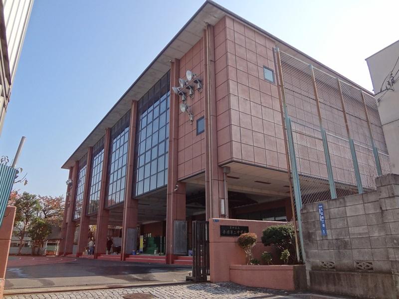 Junior high school. Shingo 嬬第 876m to two junior high school