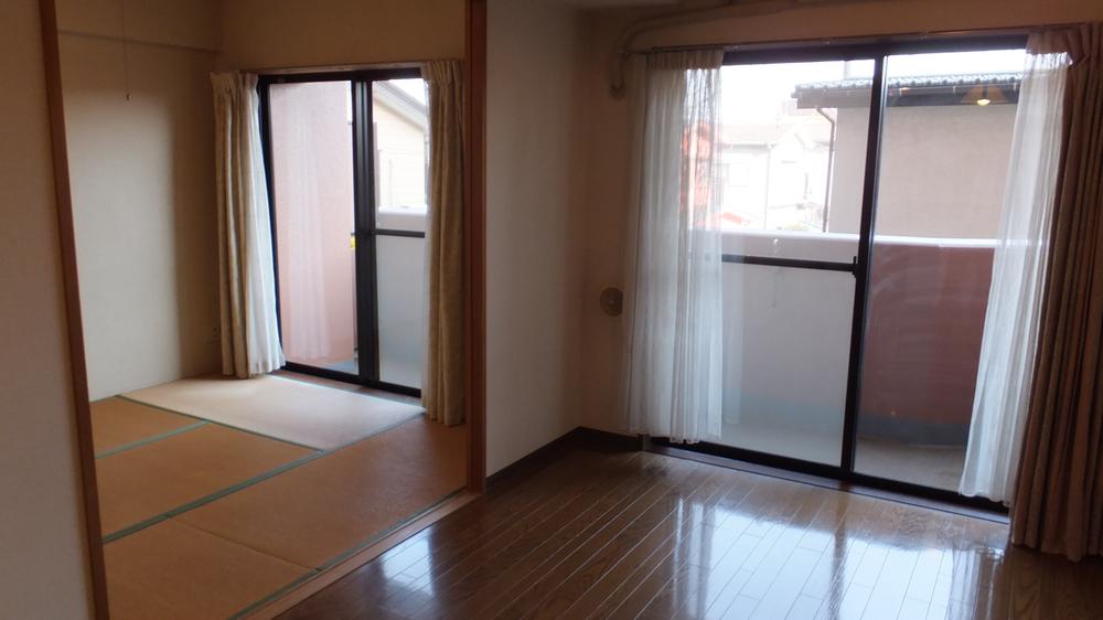 Other introspection. Indoor (April 2013) Shooting