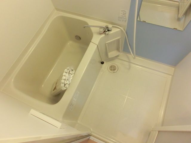 Bath. It is the bath that loose heal the fatigue of the day ☆