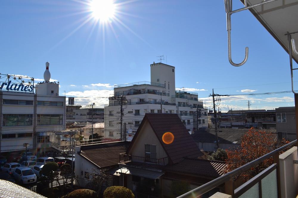 View photos from the dwelling unit. Indoor (12 May 2013) Shooting